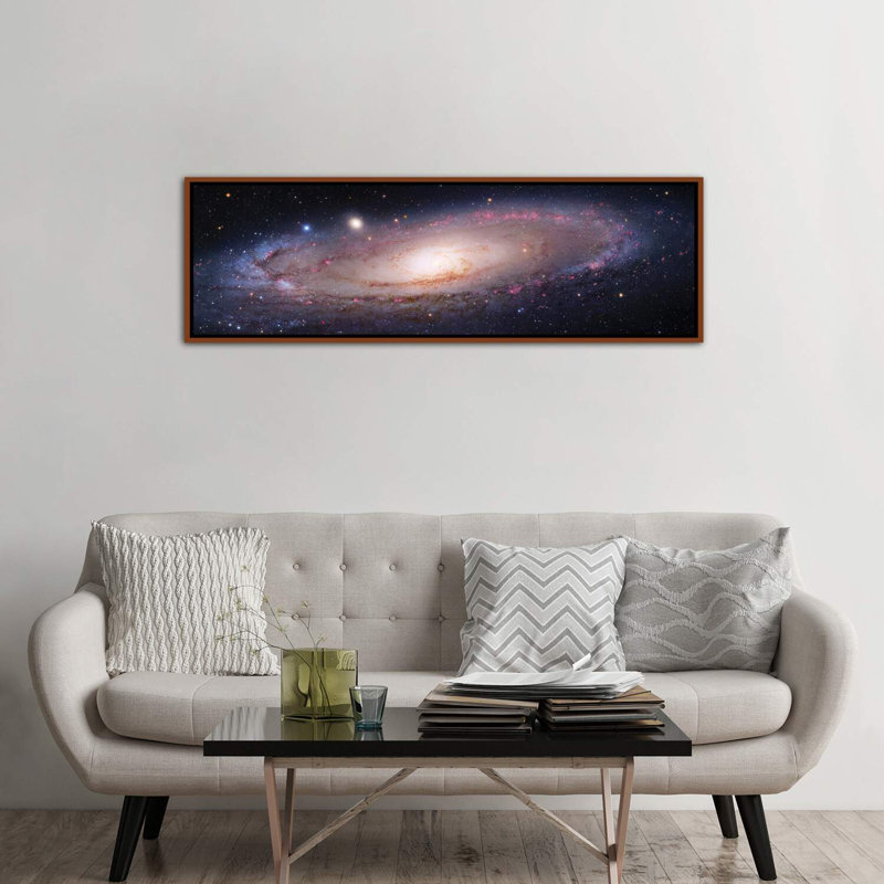 «Andromeda Galaxy VII» - reproduction de photo, H 16 po x l 48 po x 1,5 po, Cadre bois classique, Pas de tapis