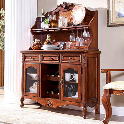 American-style wood retro wine cabinet.
