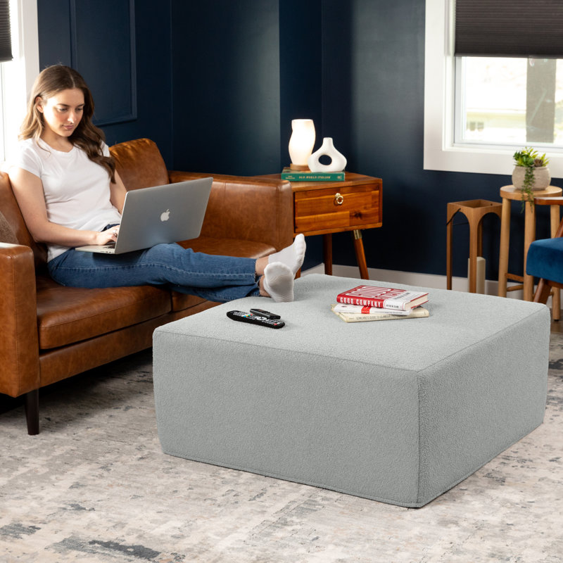 Repose-pieds surdimensionné Jaxx Fairlie Couch, Fausse fourrure argentée Boucle