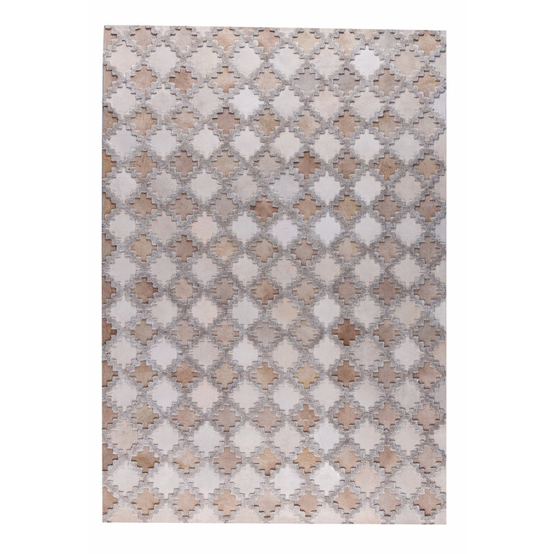 Tapis géométrique en cuir de vache brun fabriqué à la main Halima, 2 pi x 3 pi