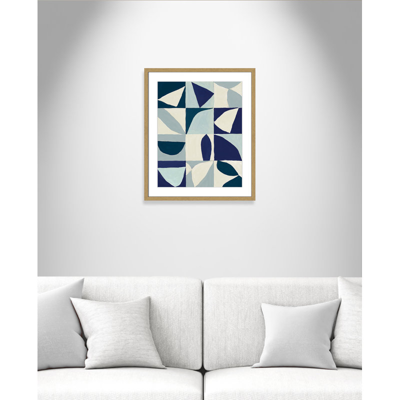 «Hestia Yellow Mayan I Blue Version» par Isabelle Z - Art encadré avec carton 4 plis, H 25,5 po x l 21,5 po x P 0,75 po