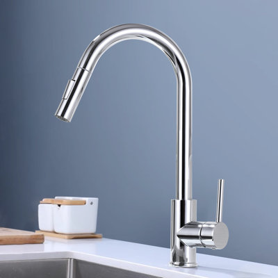 Pull Down Single Handle  Kitchen sink Faucet in Chrome