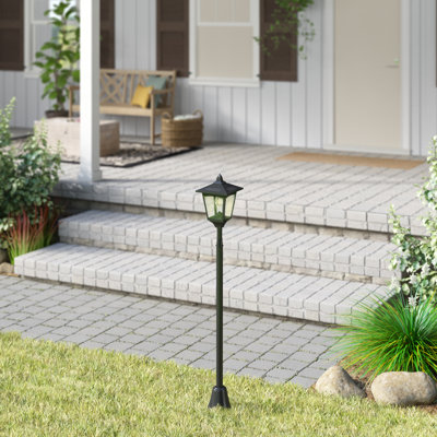 Croker Lamp Post (Full)