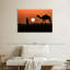 Silhouette d'homme et de chameau-690565888