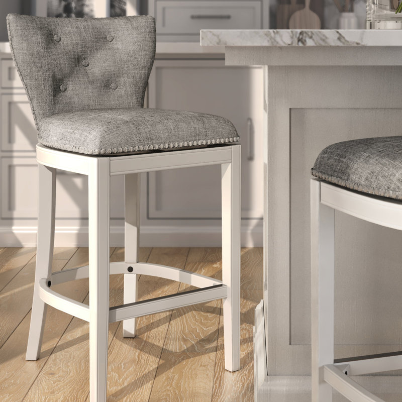 Tabouret de bar rembourré avec dossier, hauteur de 31 pouces, revêtement blanc et gris, boutons, pivotant à 180 degrés, repose-pieds en métal sur plaque, patins en plastique pour le plancher, tabouret pivotant facile à installer,