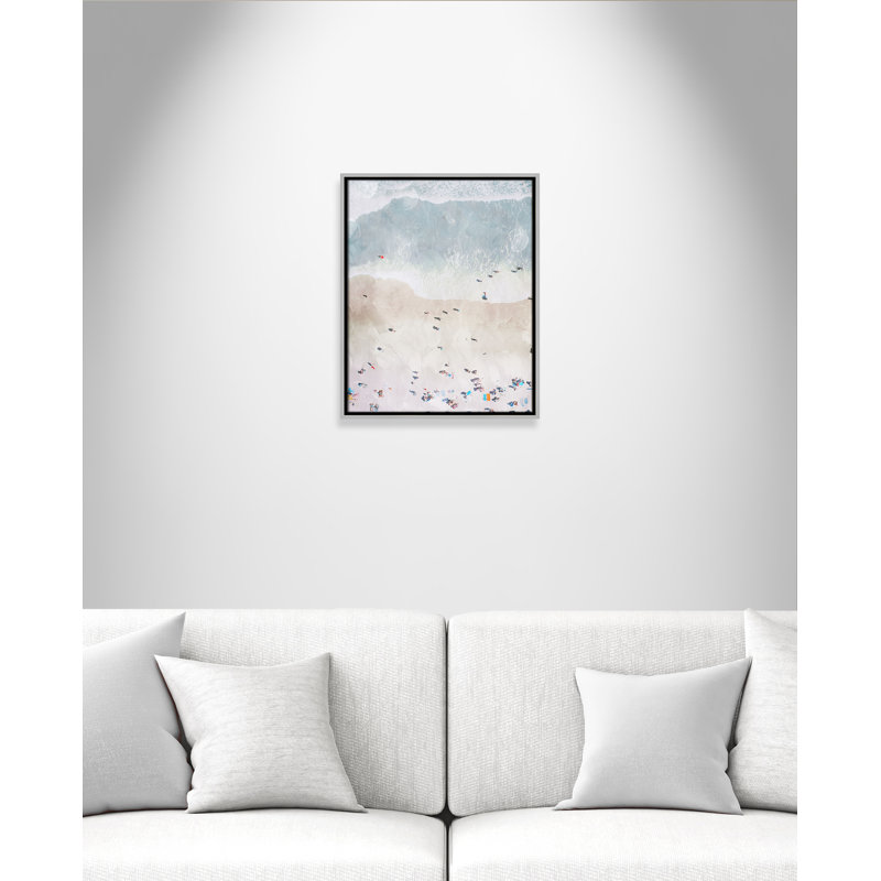«Beaching Out I Print» par Milli Villa, Flottant argenté, 13.5' W x 19.5' H