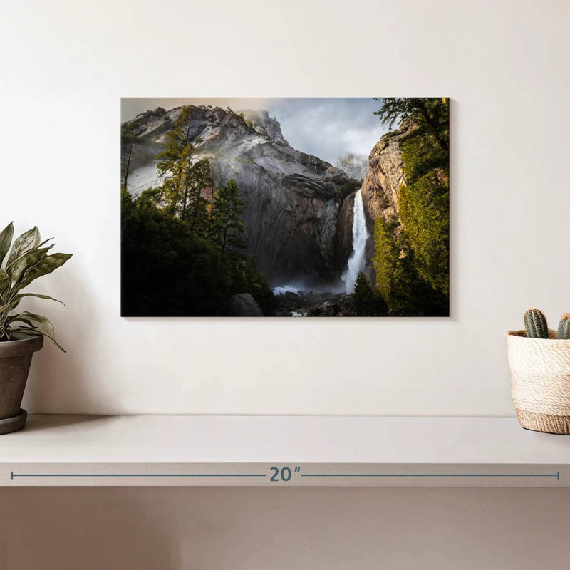 Alvord orageux à Yosemite, H 8 po x l 12 po