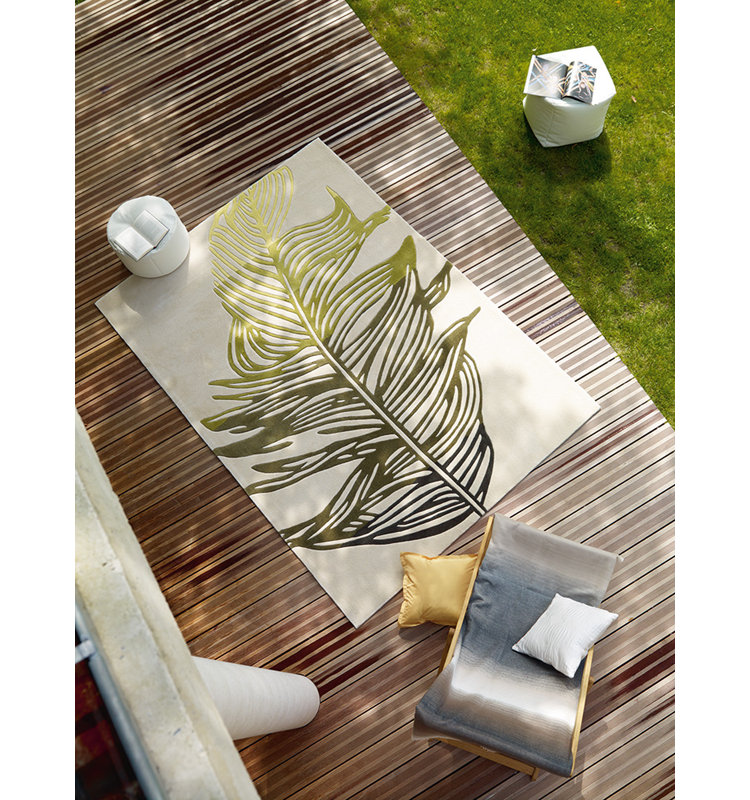 Feather Floral Hand Woven Area Rug, 140 x 200cm