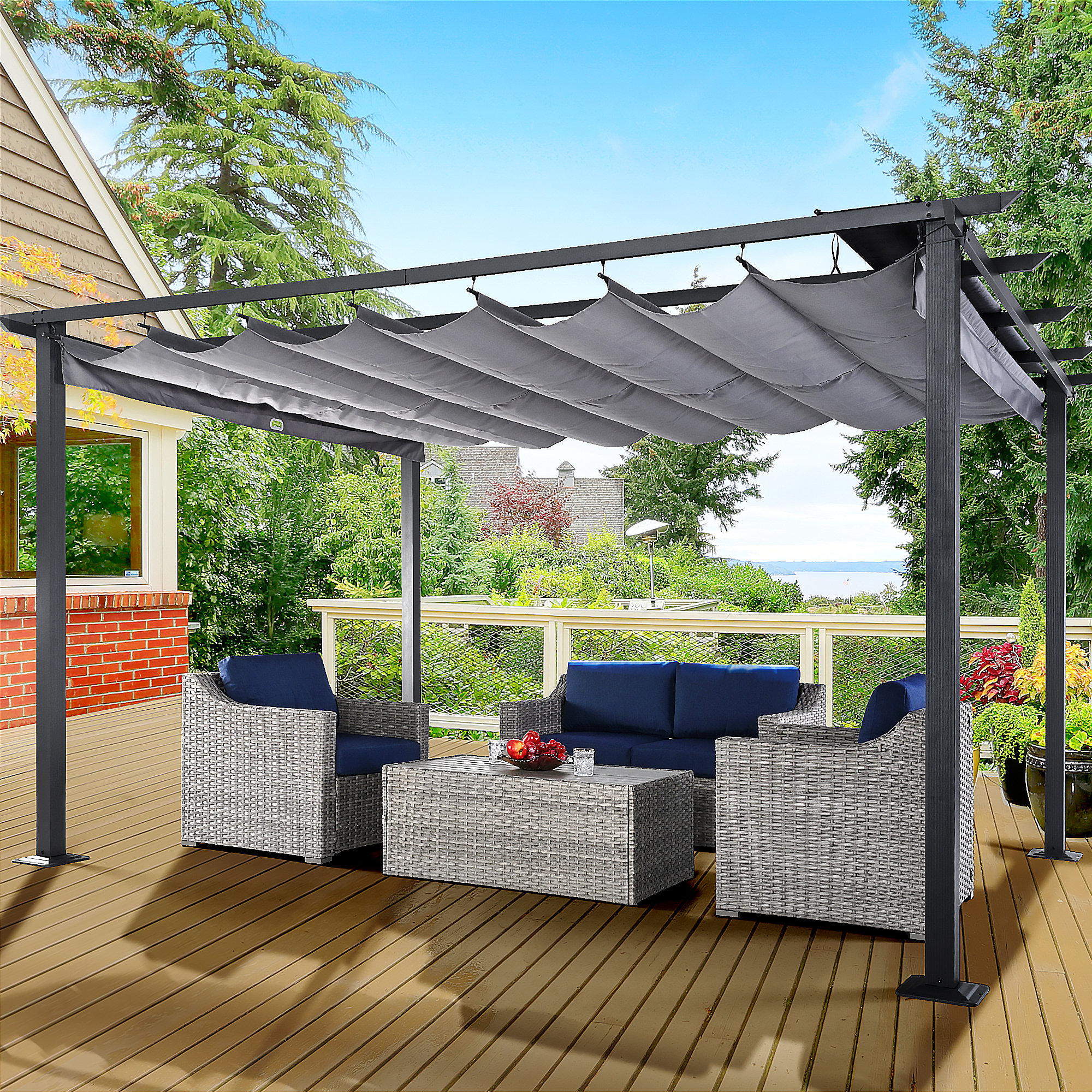 Canopy for store pergola