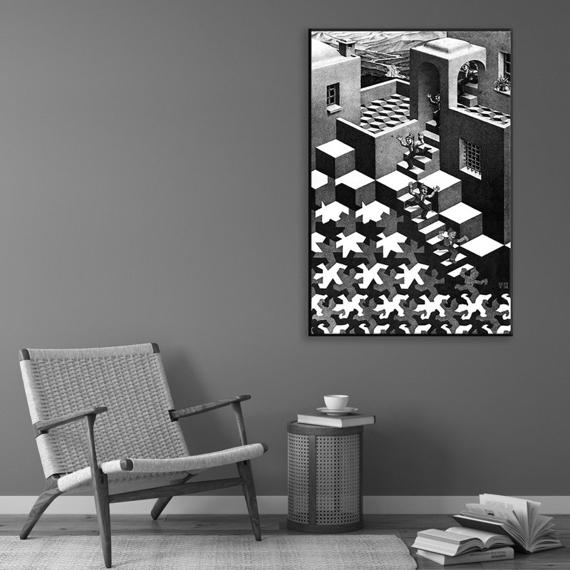 «Cycle» par M.C.Escher, toile tendue avec châssis, H 40 po x l 28 po