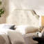 Tête de lit en tissu beige pour chambre à coucher, grand, avec capitonnage élégant et durabilité, style polyvalent délicat-589131530-589131543