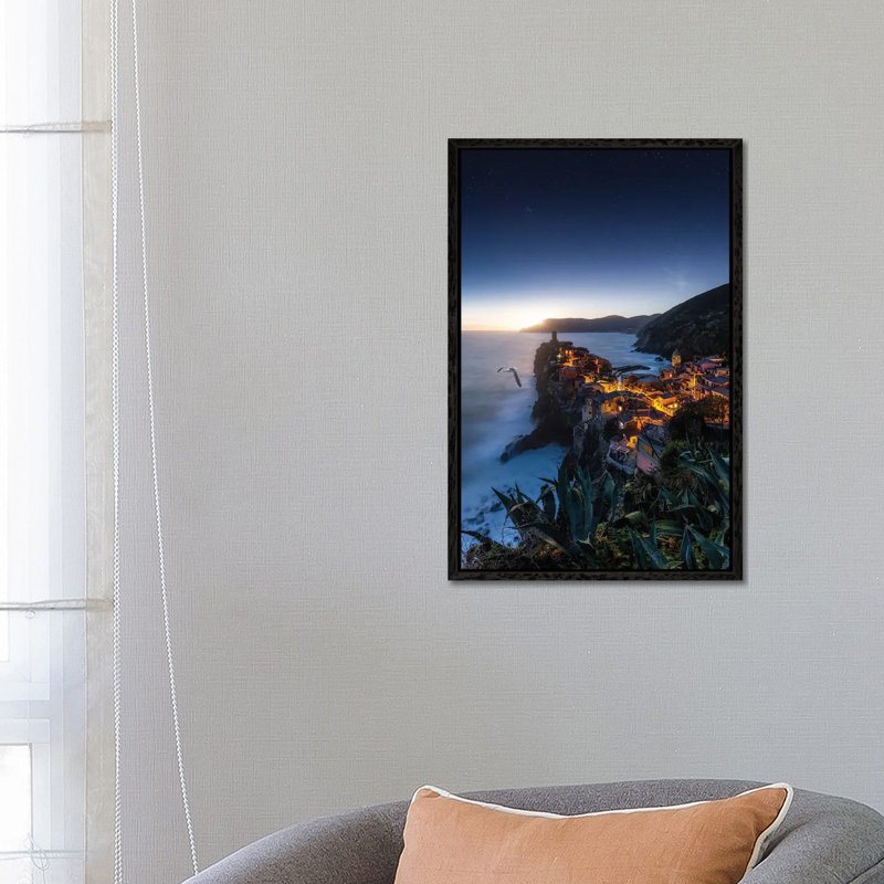 Vernazza 1 Piece Wall Art on Canvas, 66.04 cm H x 45.72 cm W, Black Floater Framed