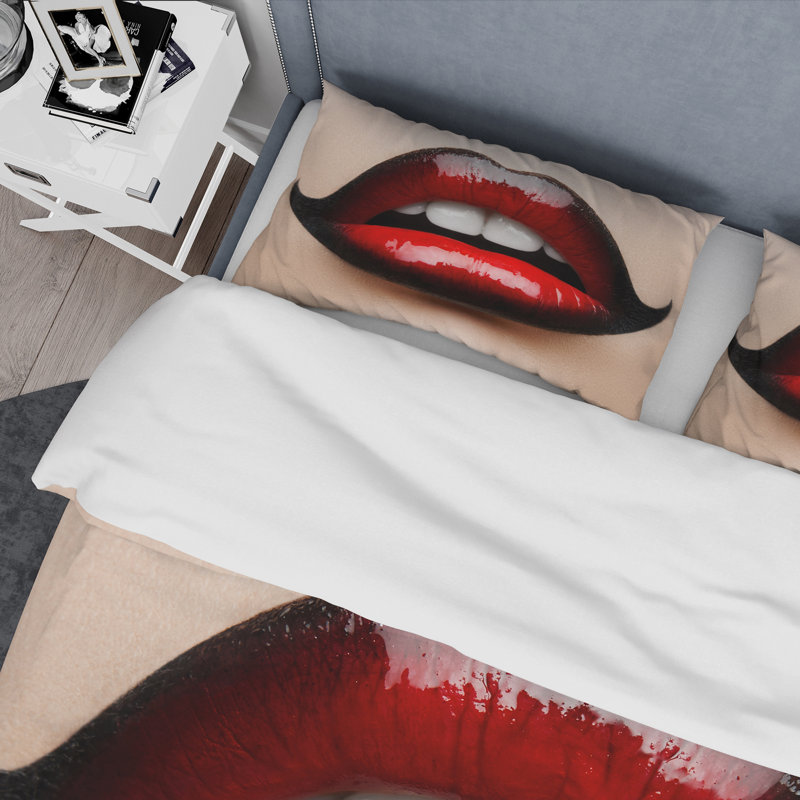 Lèvres féminines avec rouge à lèvres rouge et noir - ensemble de housse de couette moderne - microfibre de polyester