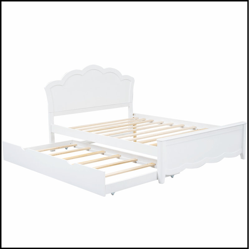 Lit plateforme en bois robuste avec tête de lit et lit gigogne, parfait pour des solutions de sommeil confortables et peu encombrantes.