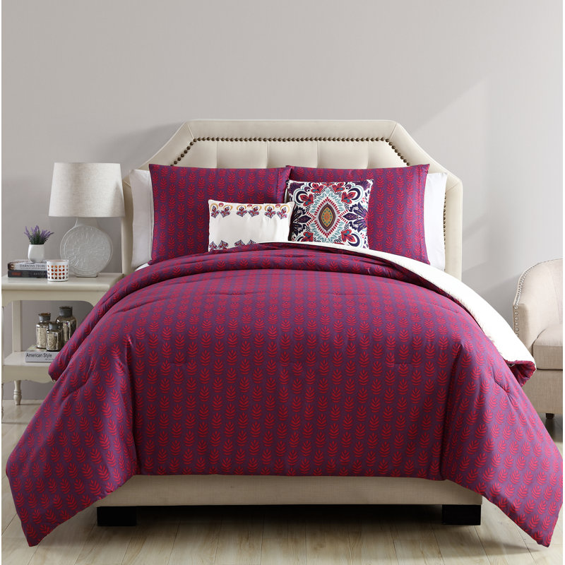 Badminton Modern & Contemporary Polyester Standard Floral Comforter, King Comforter + 2 King Shams + 2 Throw Pillows, Red
