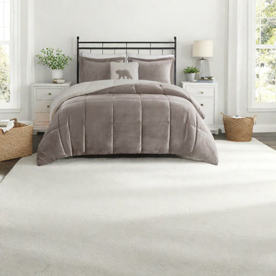 Cozy Plush Sherpa Bedding Sets, Polyester Comforter, Cabin Retreat Style