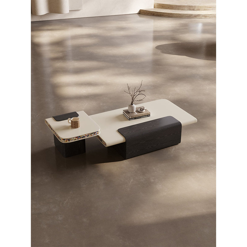 Table basse de style moderne et minimaliste