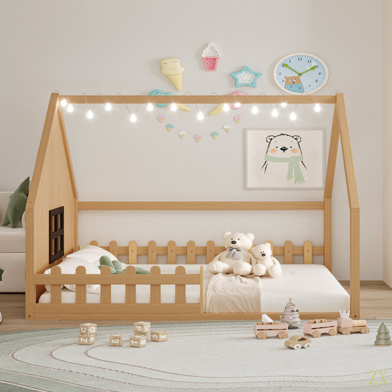 Lit double en bois avec fenêtre et clôture, Brun