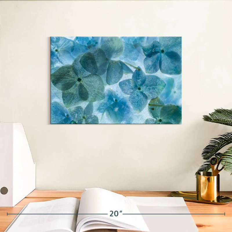 Harnek Flores En Hielo, H 8 po x l 12 po