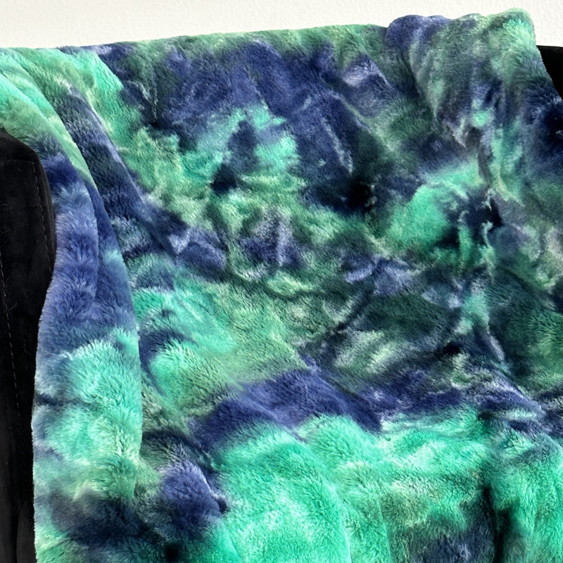 Couverture en fausse fourrure Northern Lights, Vert et bleu, L 90 po x L 90 po