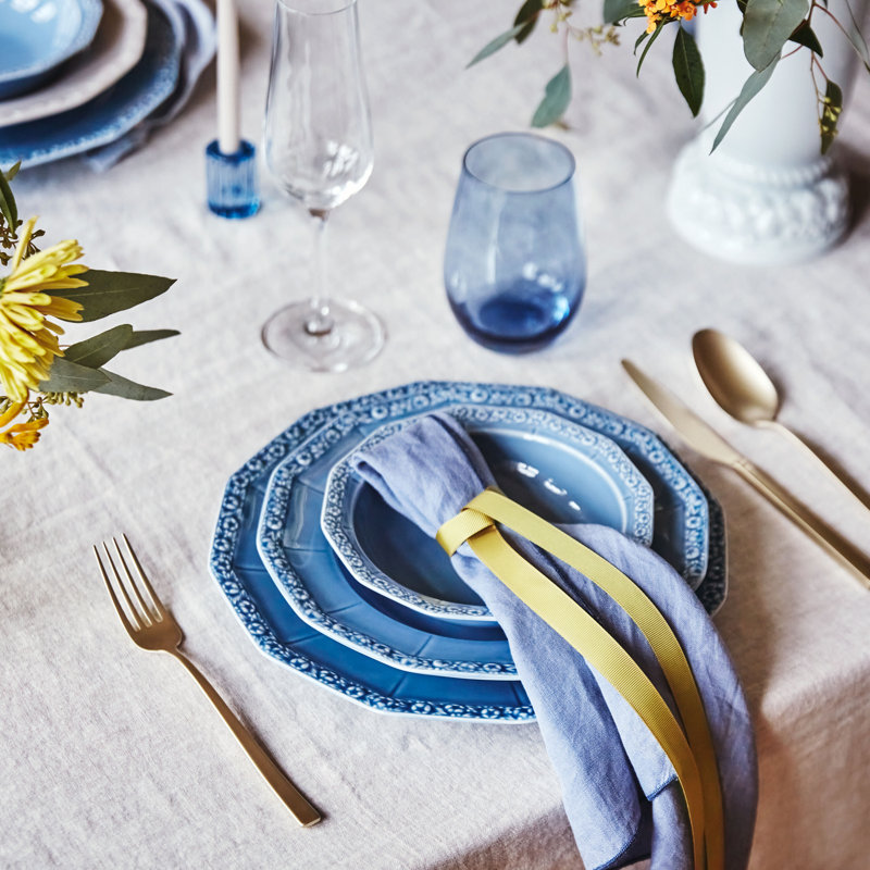 Maria Porcelain Salad/Dessert Plate, Dream Blue