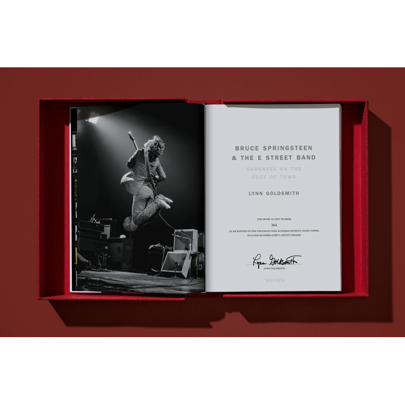 Lynn Goldsmith. Bruce Springsteen & The E Street Band