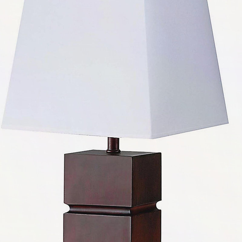 Lampe de table haute en polyrésine 27,5 po avec finition cerisier foncé, abat-jour en tissu blanc