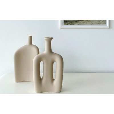 Crinu Ceramic Table Vase