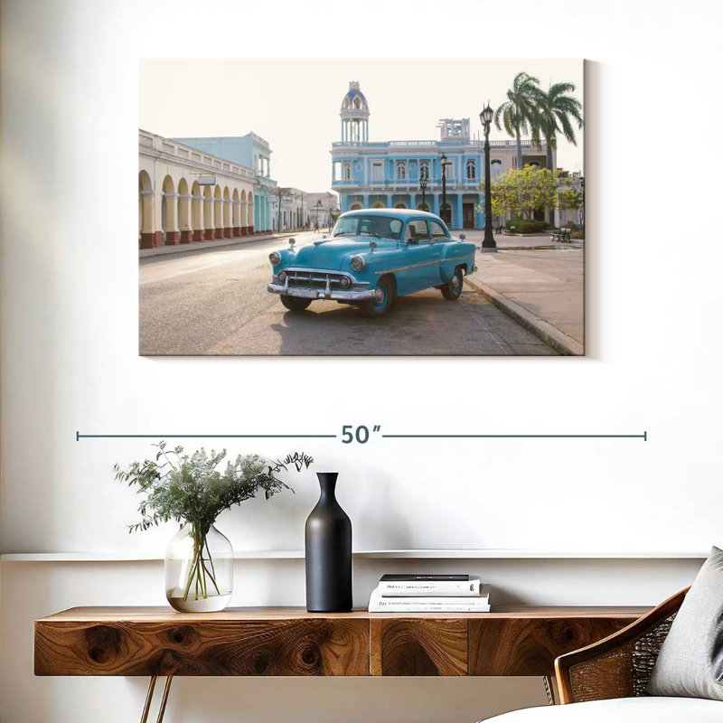 Voiture cubaine bleue Mehar, H 26 po x l 39 po