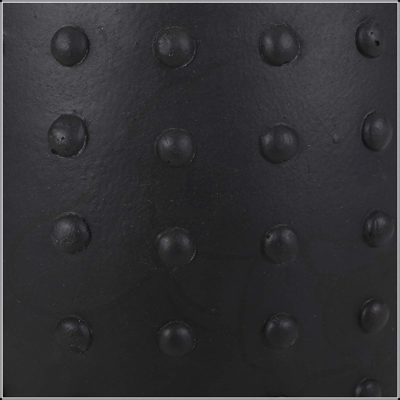Table d'appoint d'extérieur en béton léger, conception moderne pour une utilisation polyvalente et durable dans n'importe quel environnement