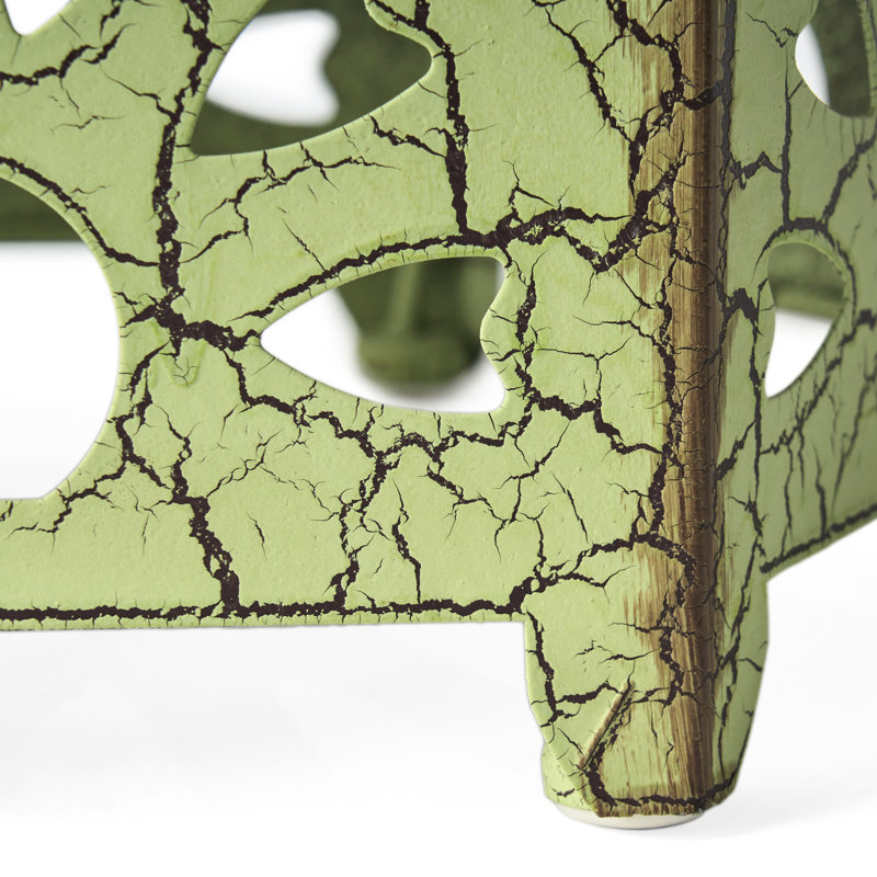 Table d'appoint de patio en fer, effet craquelé - 36,4 cm (P) x 36,4 cm (L) x 56,3 cm (H), design ajouré pour une utilisation à l'extérieur