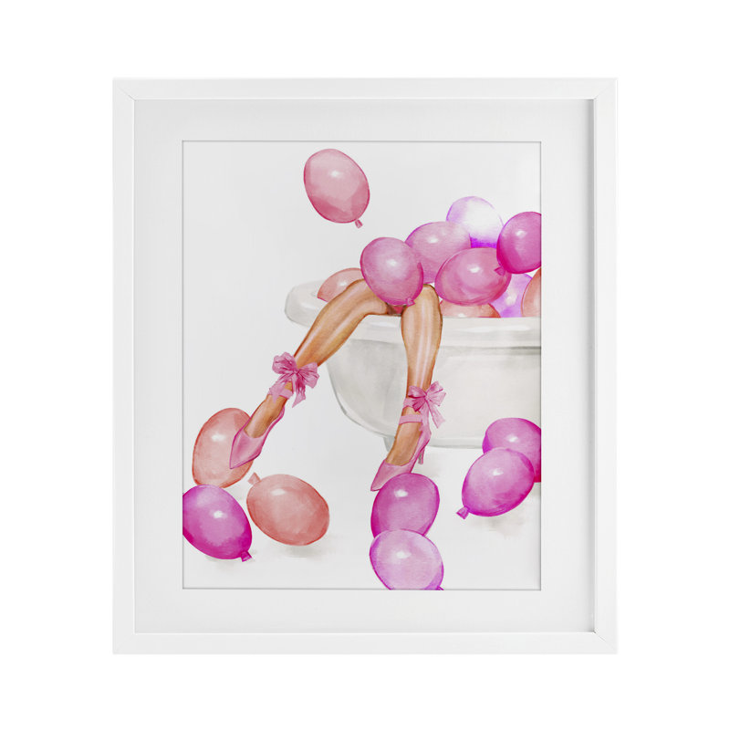 «Balloon Bath with Glam Heels», reproduction encadrée sous verre, conception de Ziwei Li, H 21 po x l 17 po