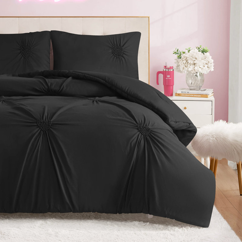Juicy Couture Amora Gathered Heart Comforter Sets, Twin Extra Long Comforter + 1 Standard Sham, Black
