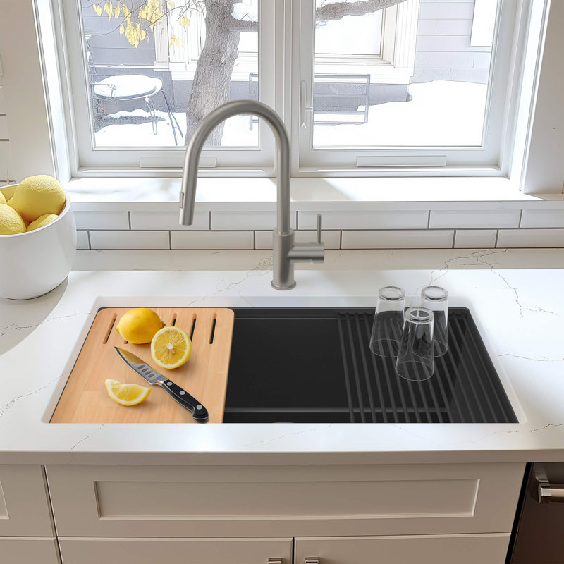 Évier de cuisine 33 po à cuve simple encastrable en quartz