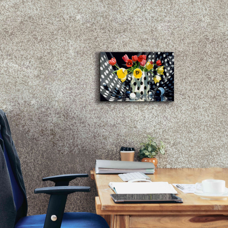 «Black and White in Color» par François Chartier, art mural sur toile, H 12 po x l 18 po x P 0,75 po