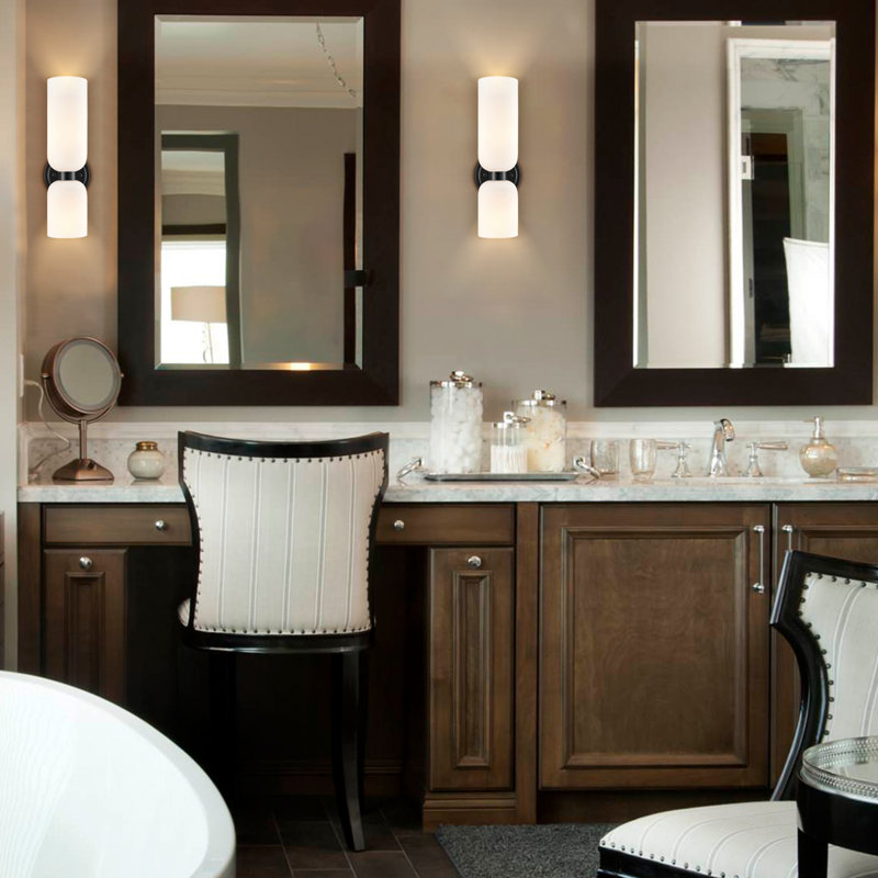 Matamando Armed Sconce, Matte Black