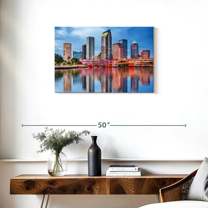 Sireci Tampa, 20" H x 30" W