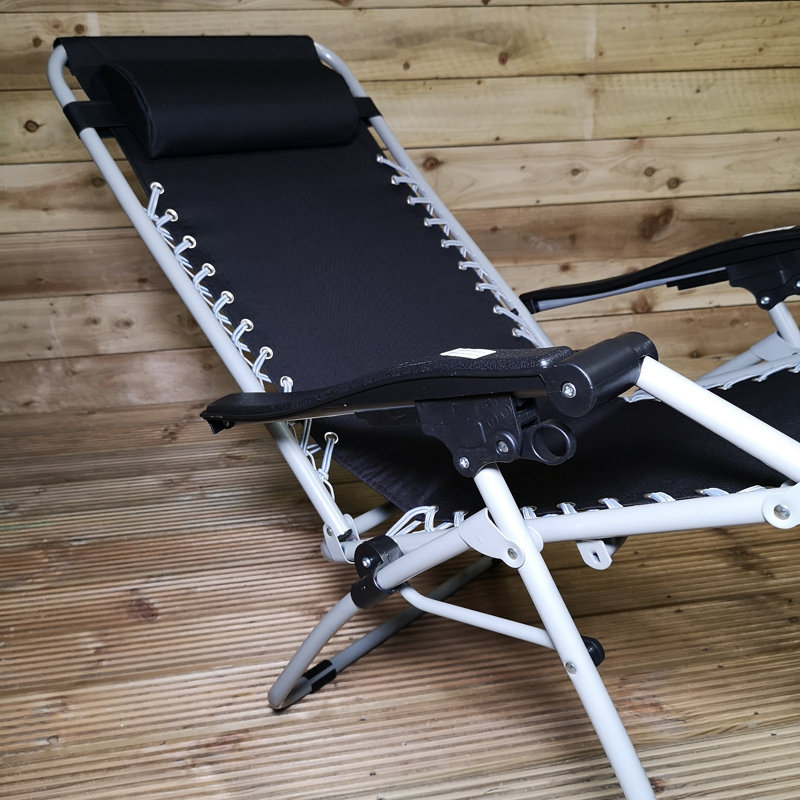 Casimer Metal Outdoor Lounge Chair