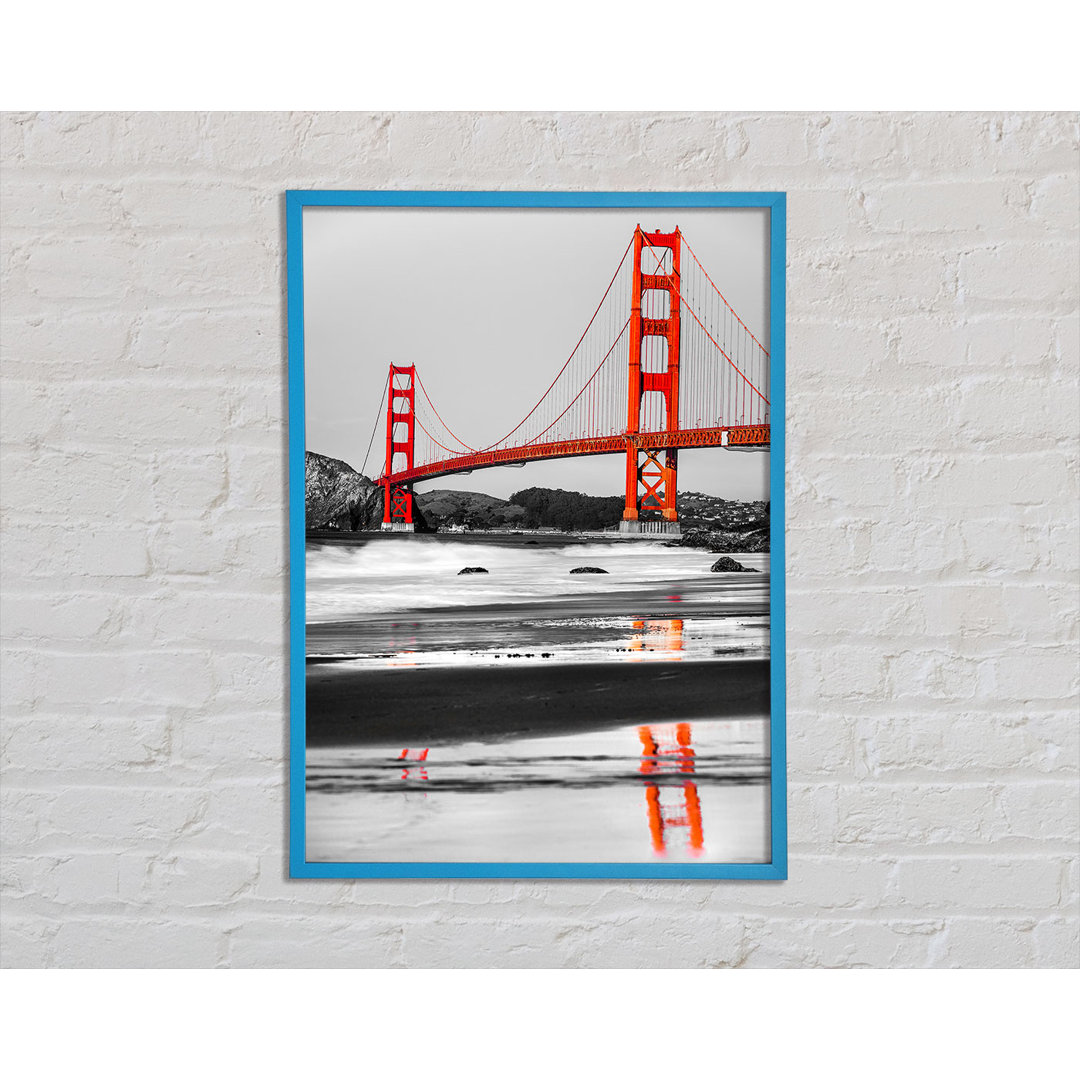 Gerahmtes Leinwandbild Golden Gate Bridge Reflections in Rot