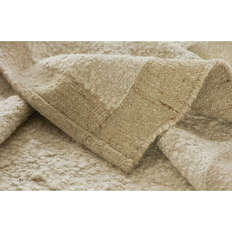 Wool Area Rug in Ivory, Runner 2'6" x 8'