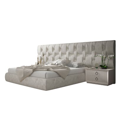 Tufted Solid Wood and Upholstered Standard Bed -  Everly Quinn, 4A2A421988D54E529499149EF6127486
