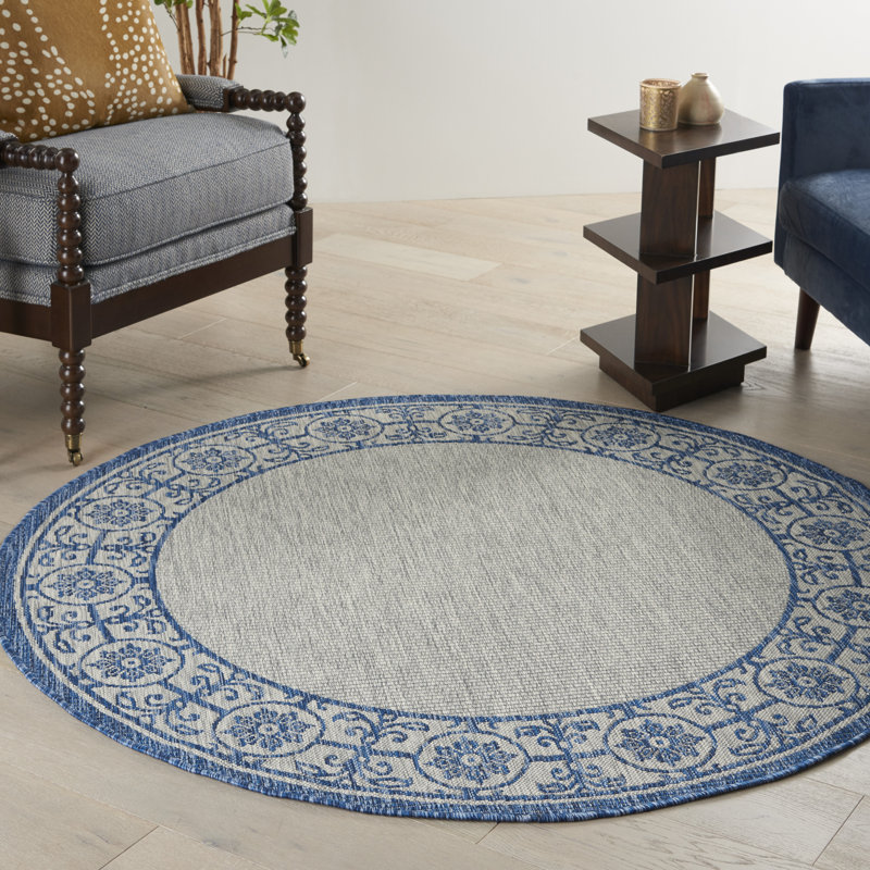Girst Indoor / Outdoor Rug, Round 5'3"