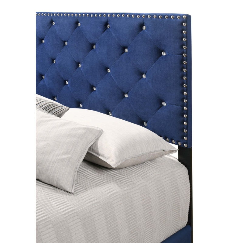 Luxueuse structure de lit rembourrée en velours Suffolk avec tête de lit élégante et fabrication durable pour un confort et un style ultimes
