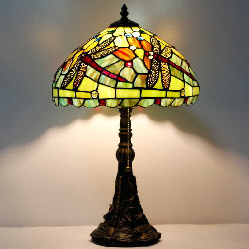 Lampe de table en résine Elowen