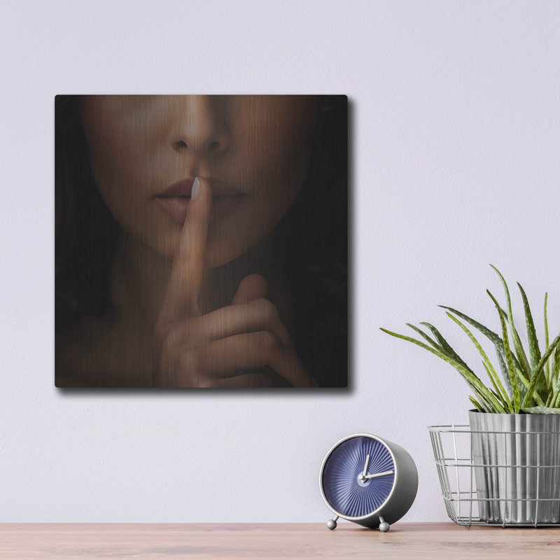 «Shush» par Andreas Magnusson, art mural en métal, 12 po x 12 po, H 12 po x l 12 po