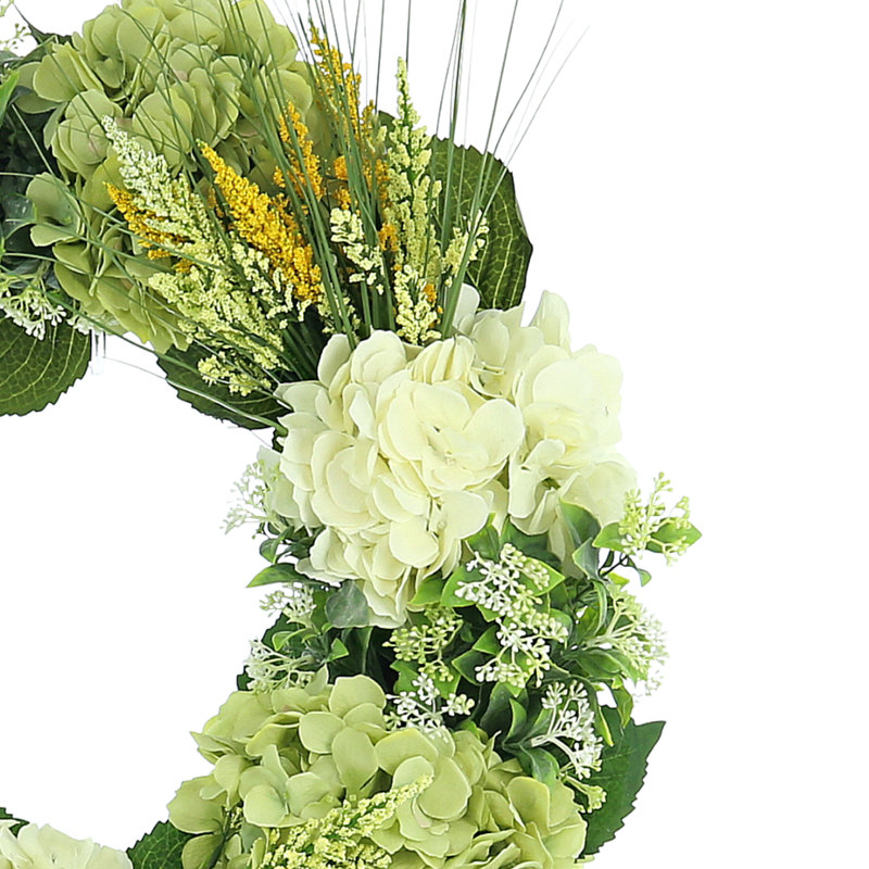 26" Assorted Hydrangea And Heather Wreath