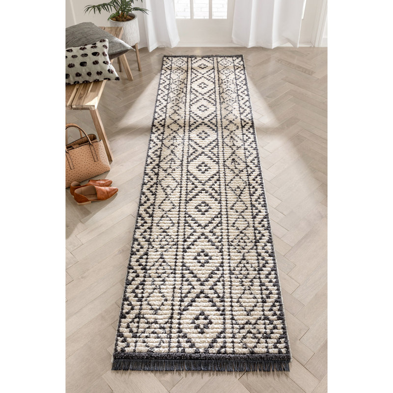 Tapis gris à imprimé animal Marzana, Tapis de couloir 2 pi 7 po x 9 pi 10 po