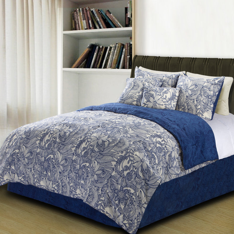 Flowers And Doodles Modern & Contemporary Polyester Floral Duvet Cover, Twin