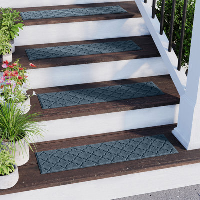 Ensemble de 4 marches d'escalier intérieur / extérieur 8,5 po x 30 po WaterHog Cordova