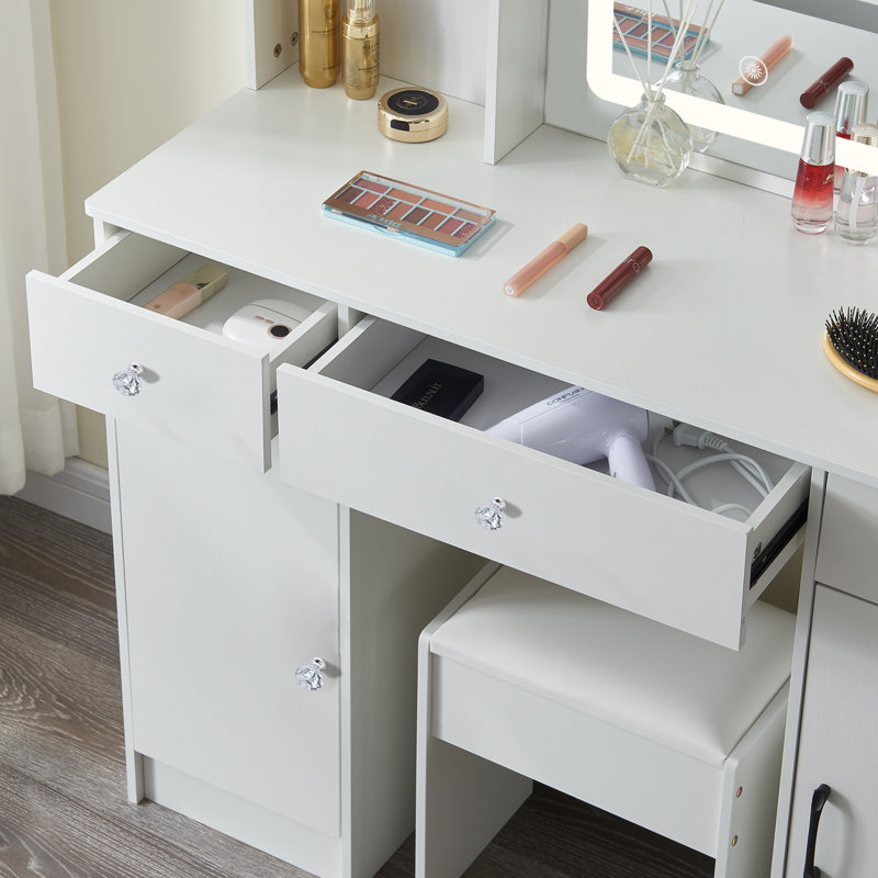 Friedeborn Vanity